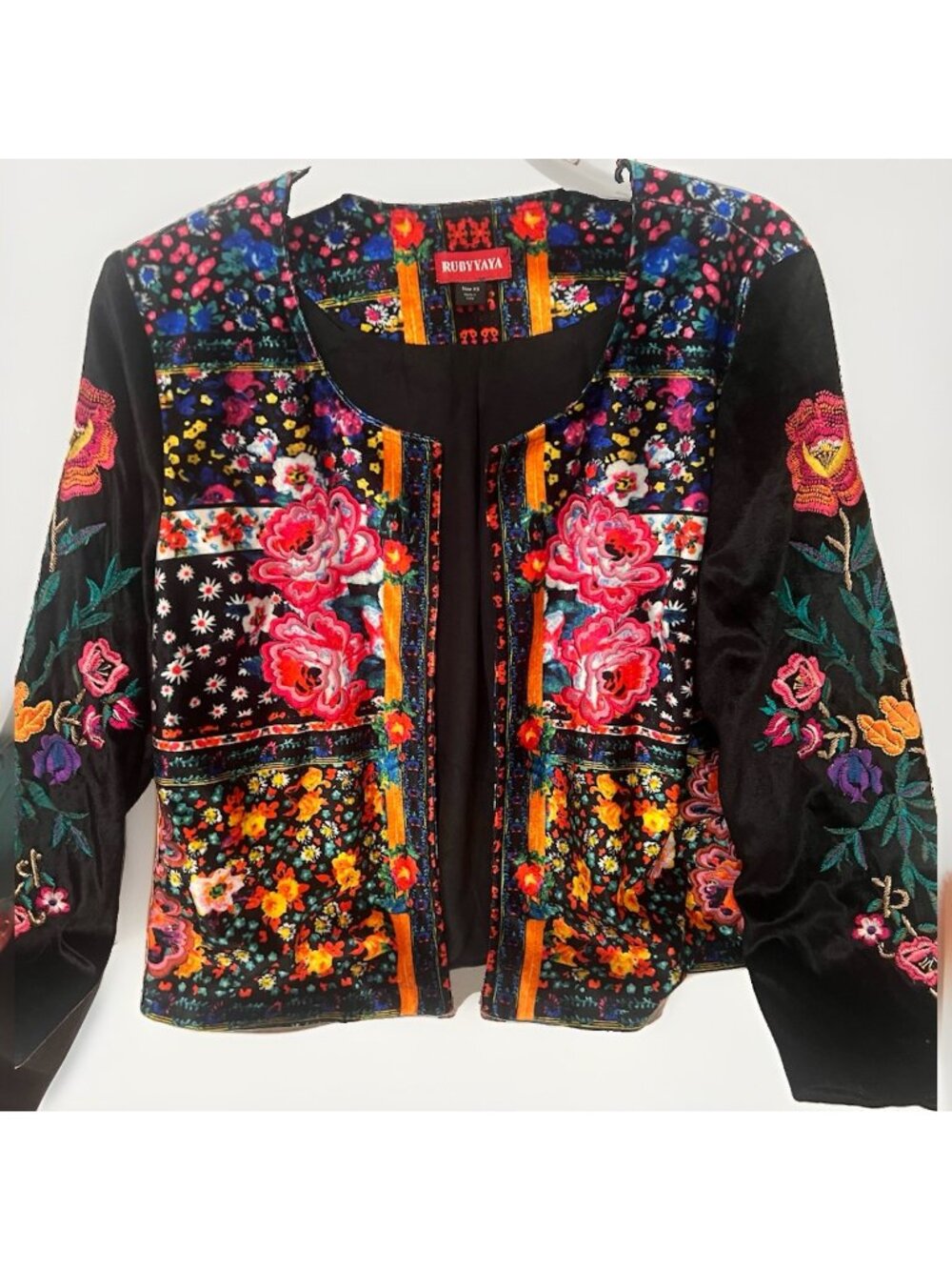 Ruby Yaya Sz XS Velvet Embroidered Jacket Colourful Bohemian Festival      Ab